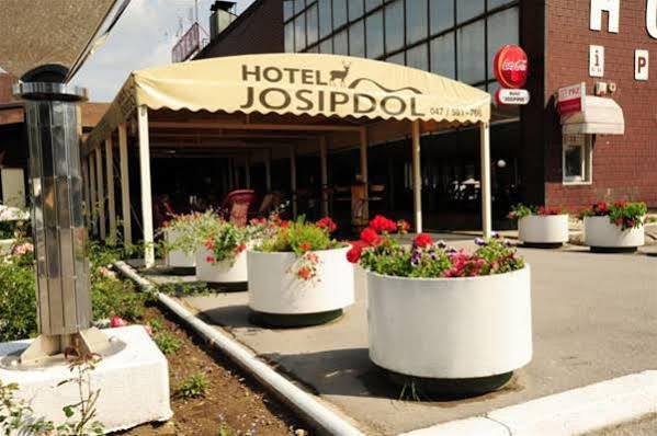 Hotel Josipdol Extérieur photo